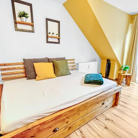 Bavaria - Zentral Mit Stellplatz, Kueche & Netflix Pfaffenhofen an der Ilm