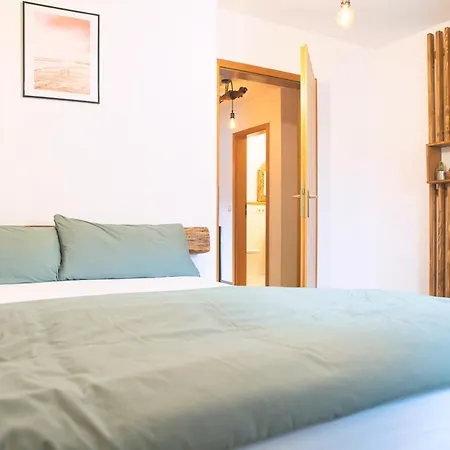 Bavaria - Zentral Mit Stellplatz, Kueche & Netflix Pfaffenhofen an der Ilm