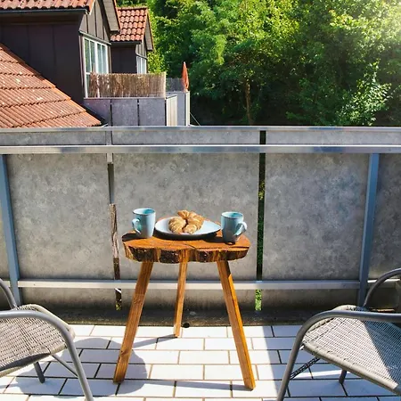 Bavaria - Zentral Mit Stellplatz, Kueche & Netflix Apartment *